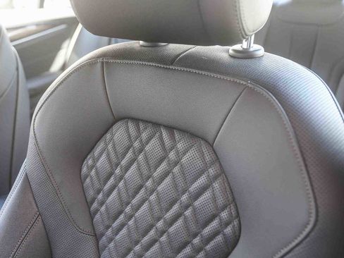 Certified 2023 BMW 530e image 22