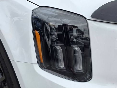 Certified 2025 Kia Telluride SX Prestige X-Line AWD/4WD image 5