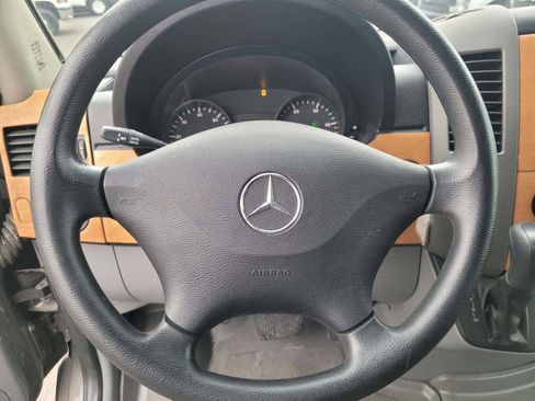 Used 2011 Mercedes-Benz Sprinter 3500 image 36