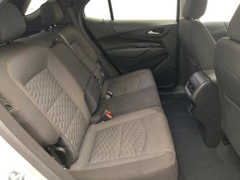 Used 2021 Chevrolet Equinox LT AWD/4WD image 19
