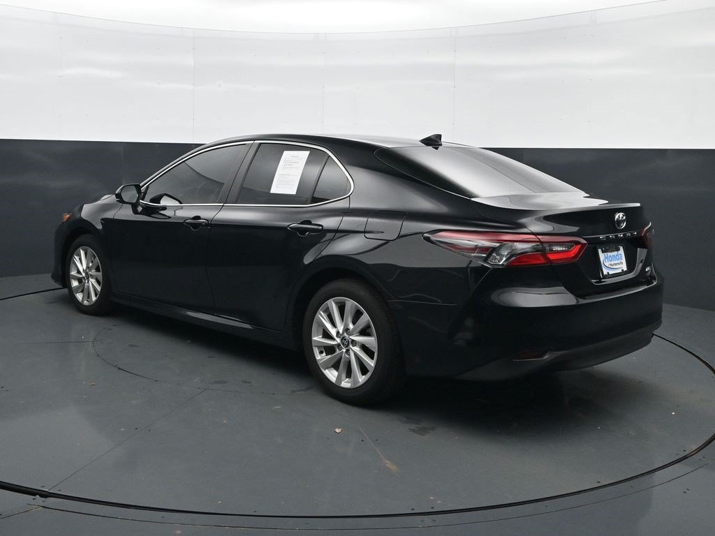 Used 2024 Toyota Camry LE FWD image 5