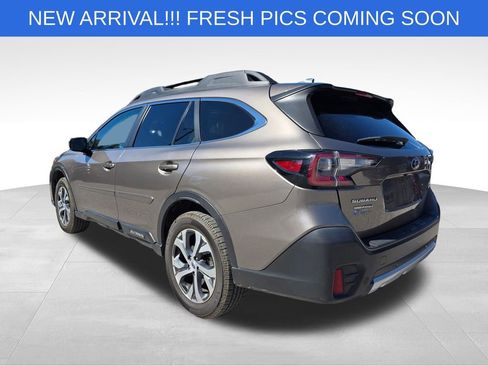 Used 2022 Subaru Outback Limited image 5
