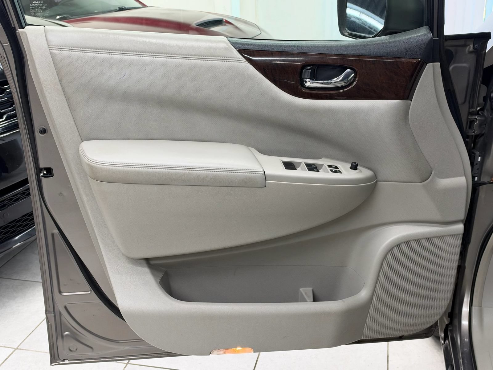 Used 2014 Nissan Quest SV w/ Leather Package FWD image 16
