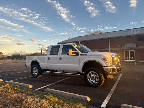 Used 2012 Ford F250 XLT image 2