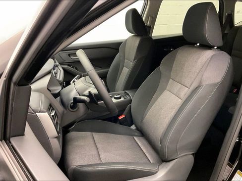 Certified 2026 Nissan Rogue SV image 17