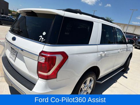 Used 2021 Ford Expedition XLT RWD image 3