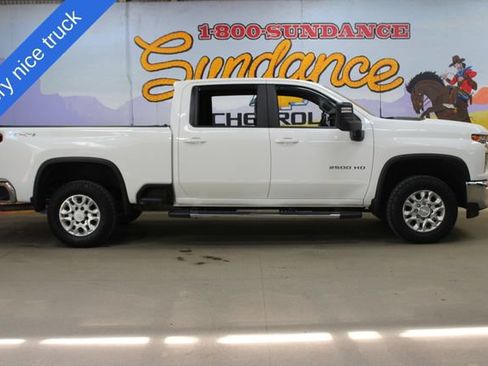 Used 2020 Chevrolet Silverado 2500 LT w/ Convenience Package AWD/4WD image 1