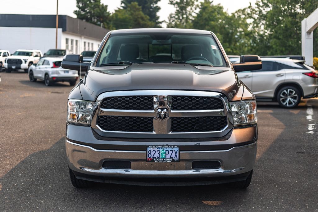 Used 2016 RAM 1500 Classic SLT AWD/4WD image 5