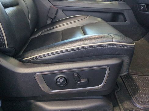 Used 2019 RAM 1500 Limited w/ Advanced Safety Group AWD/4WD image 22