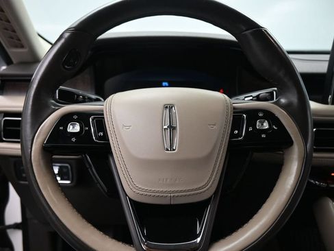 Used 2020 Lincoln Aviator Grand Touring w/ Elements Package Plus AWD/4WD image 12