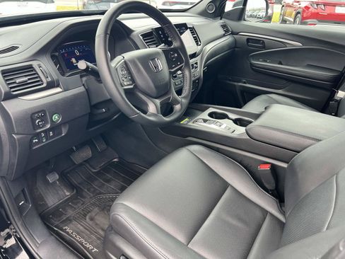 Used 2024 Honda Passport EX-L image 5