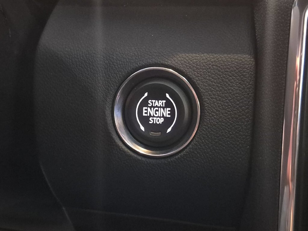 New 2027 GMC Acadia Elevation w/ Black Edition FWD image 12