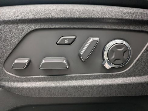 Used 2023 Hyundai Palisade Calligraphy w/ Winter Package image 23