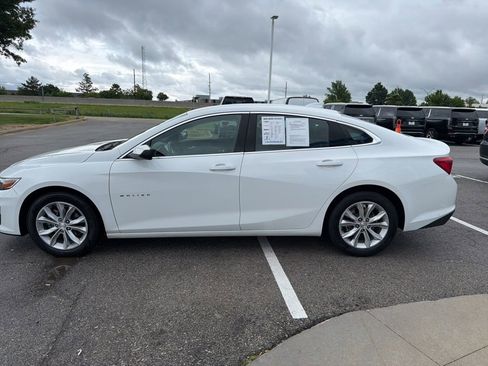 Used 2025 Chevrolet Malibu LT FWD image 6