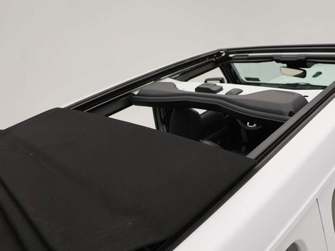 Used 2024 Jeep Wrangler Sahara w/ Technology Group image 15