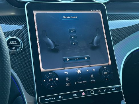 Certified 2024 Mercedes-Benz GLC 43 AMG 4MATIC image 21