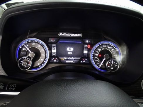 Used 2022 RAM 1500 Limited image 16