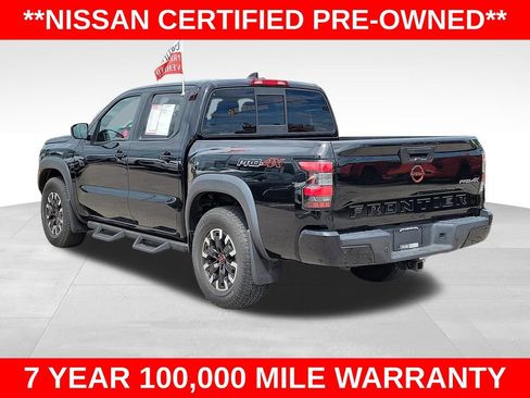 Used 2022 Nissan Frontier PRO-4X w/ Technology Package AWD/4WD image 3