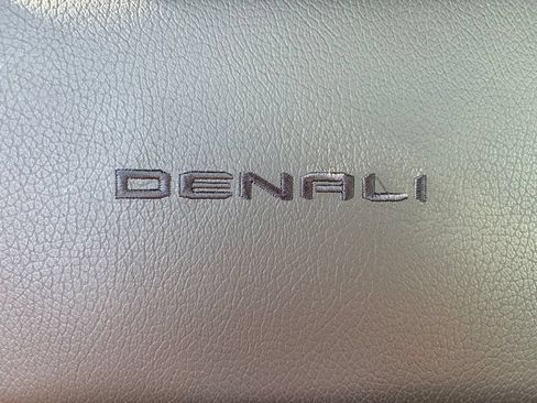Used 2023 GMC Sierra 1500 Denali w/ Denali Reserve Package AWD/4WD image 29