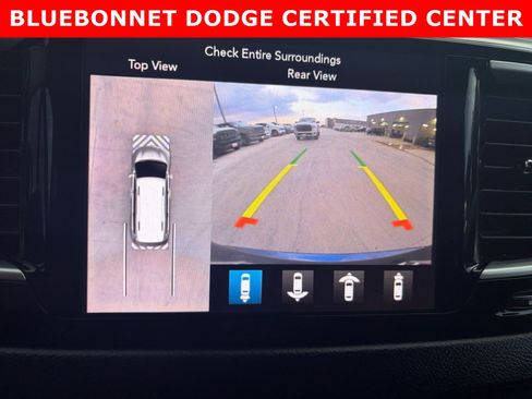 Used 2019 Chrysler Pacifica Touring Plus w/ Advanced Safetytec Group FWD image 16