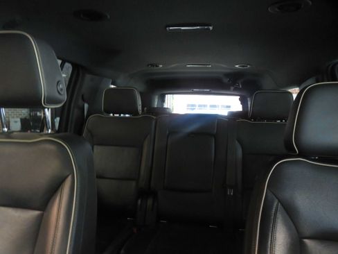 Used 2021 GMC Yukon XL SLT RWD image 44