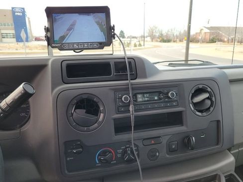 Certified 2022 Ford E-450 and Econoline 450 Super Duty image 14