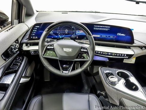 New 2026 Cadillac Optiq Sport 1 image 11