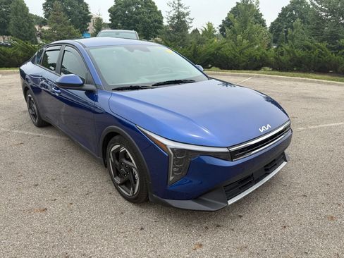 Used 2025 Kia K4 EX FWD image 3