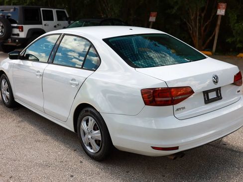 Used 2016 Volkswagen Jetta S FWD image 4