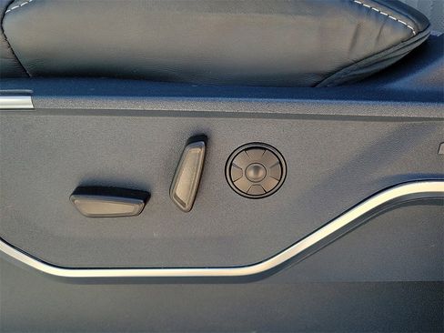 Used 2024 Ford F350 Limited w/ FX4 Off-Road Package image 20