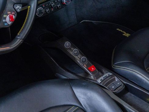 Used 2017 Ferrari 488 Spider RWD image 31