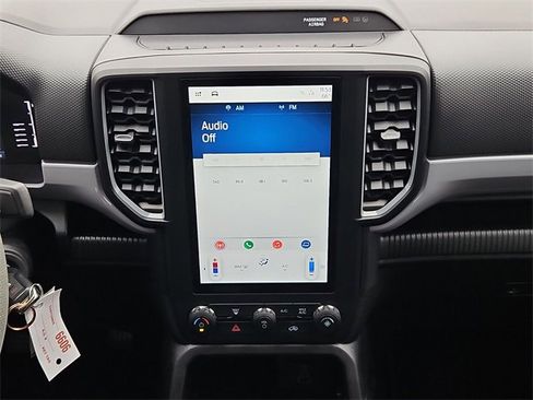 Used 2025 Ford Ranger XL image 18