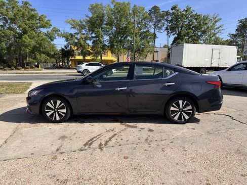 Used 2019 Nissan Altima 2.5 SL FWD image 8