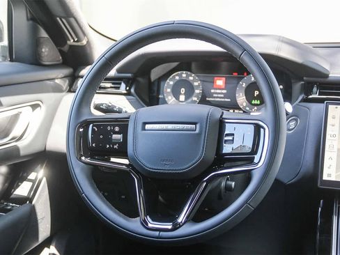 New 2026 Land Rover Range Rover Velar Dynamic SE image 14