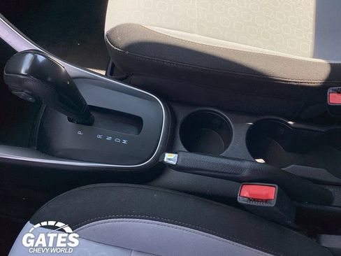 Used 2020 Chevrolet Trax LS FWD image 24