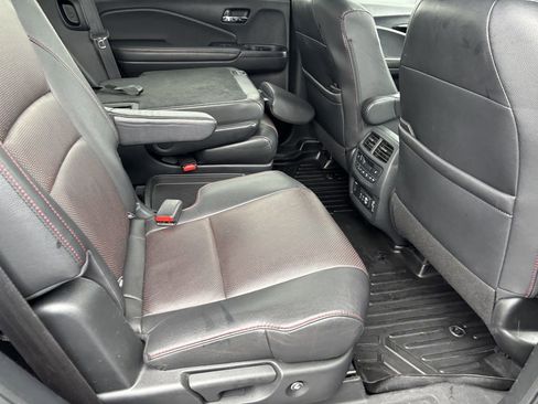 Used 2022 Honda Pilot Black Edition image 31