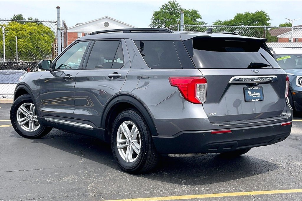 Used 2021 Ford Explorer XLT RWD image 10
