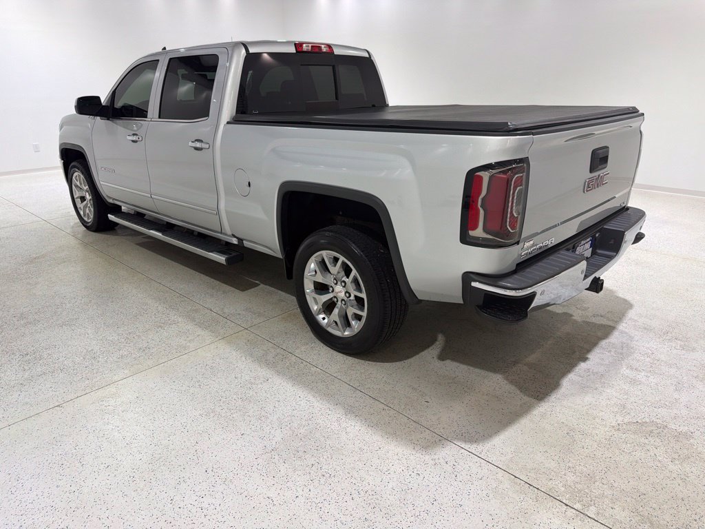 Used 2018 GMC Sierra 1500 SLT w/ SLT Premium Package AWD/4WD image 3