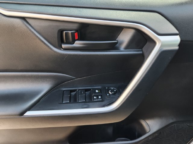 Certified 2024 Toyota RAV4 LE FWD image 19