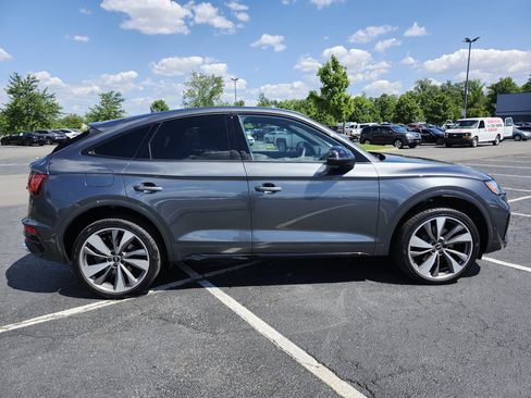 Used 2023 Audi SQ5 Prestige AWD/4WD image 19