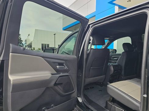 Used 2026 Chevrolet Silverado EV Trail Boss AWD/4WD image 21