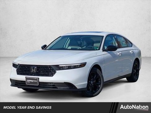 New 2025 Honda Accord SE image 1