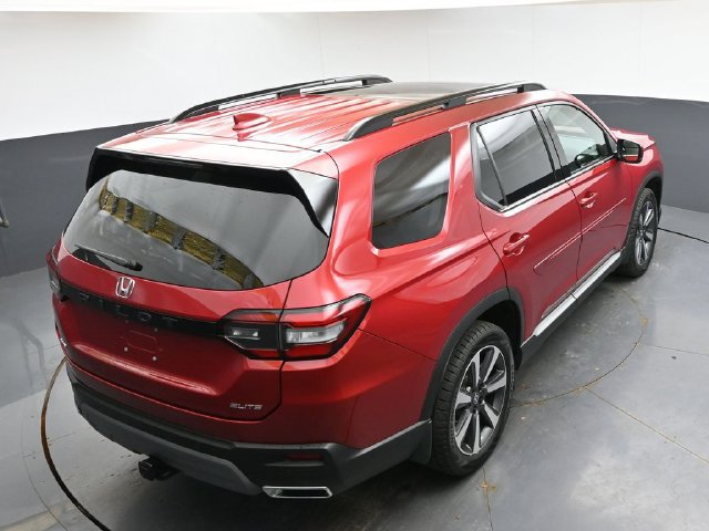Used 2023 Honda Pilot Elite image 40