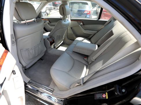 Used 2005 Mercedes-Benz S 500 image 12