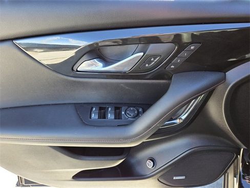Certified 2023 Chevrolet Blazer RS w/ Driver Confidence II Package image 17