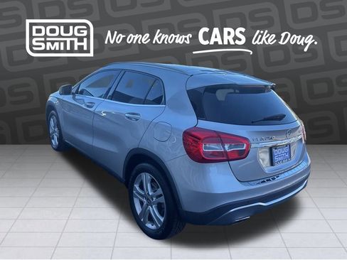 Used 2018 Mercedes-Benz GLA 250 4MATIC image 3