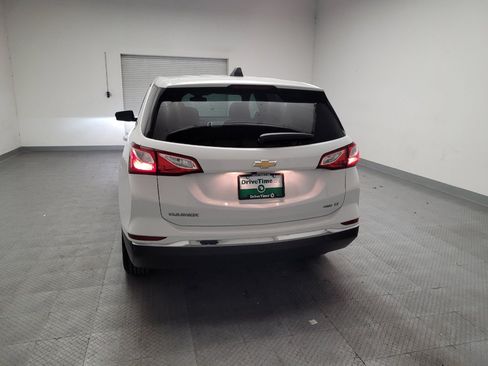 Used 2020 Chevrolet Equinox LT w/ LPO, Floor Liner Package AWD/4WD image 6