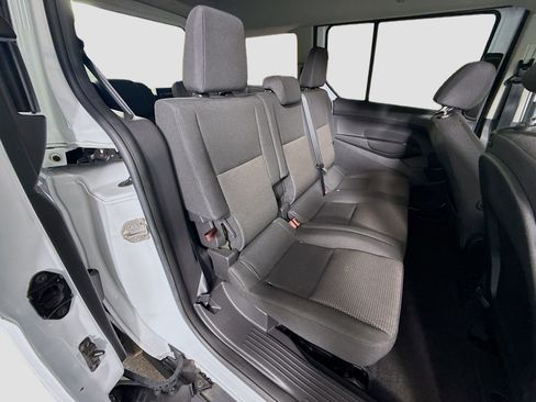Used 2018 Ford Transit Connect XL image 25