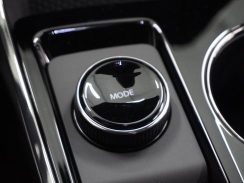 New 2026 Chevrolet Equinox RS w/ Convenience Package III image 32