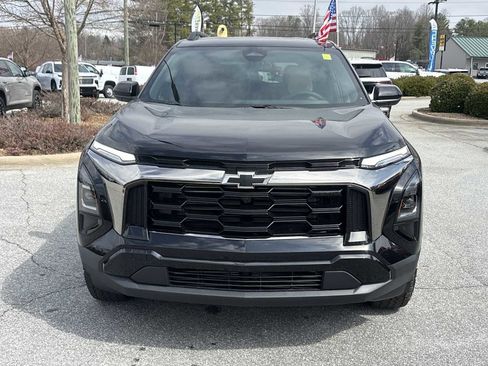 New 2026 Chevrolet Equinox ACTIV w/ Convenience Package III AWD/4WD image 3